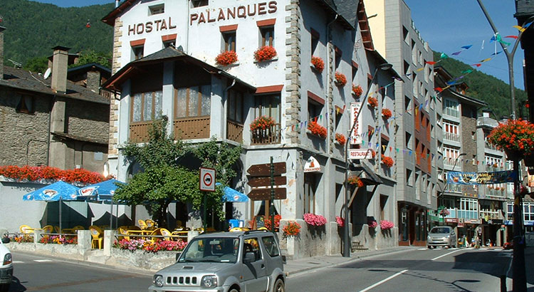 Hostal Palanques