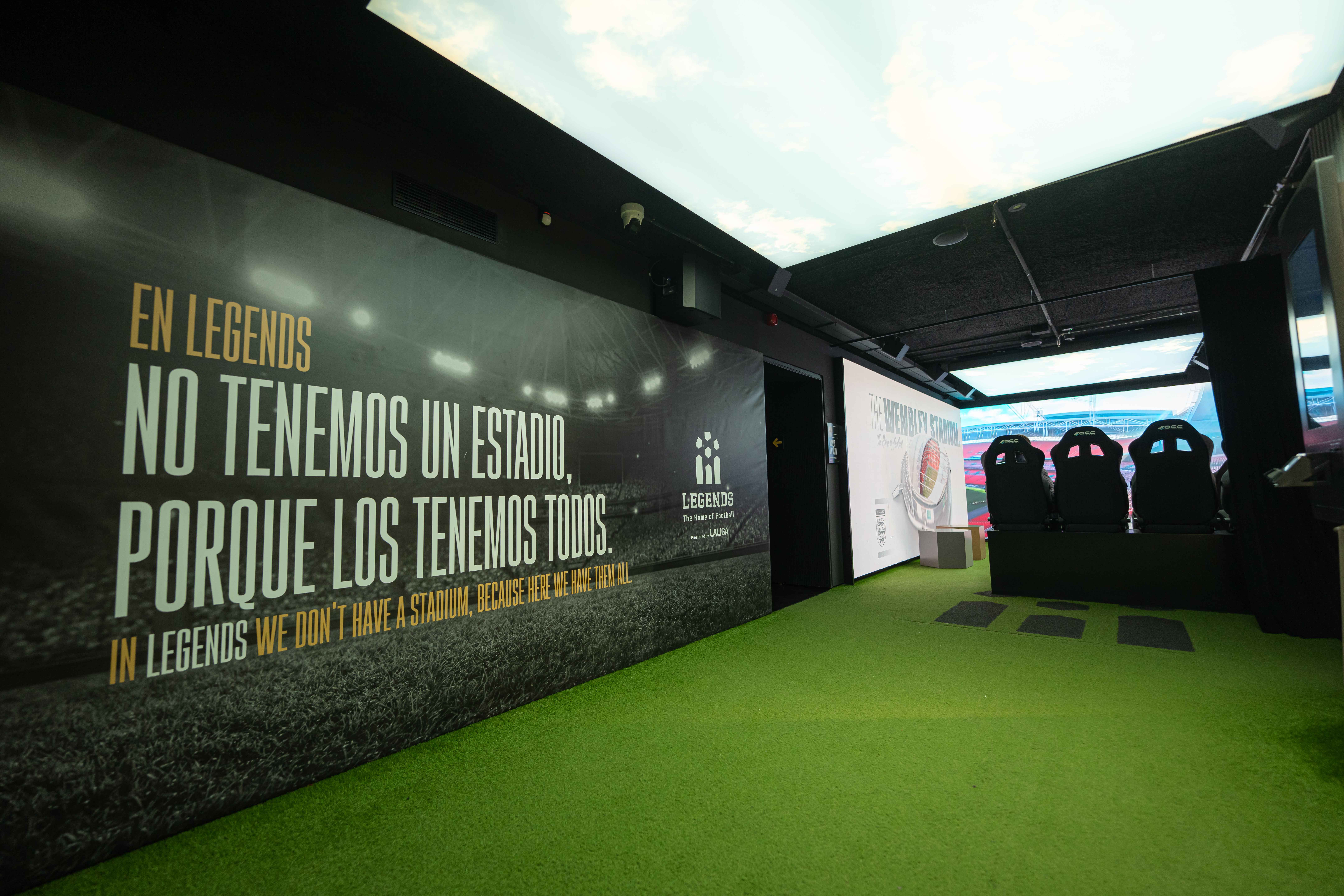 Hotel + Experiencia Legends: The Home Of Football