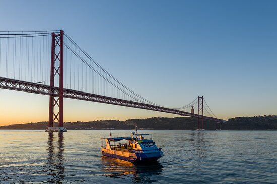 Passeios de Barco Lisboa pelo Rio Tejo