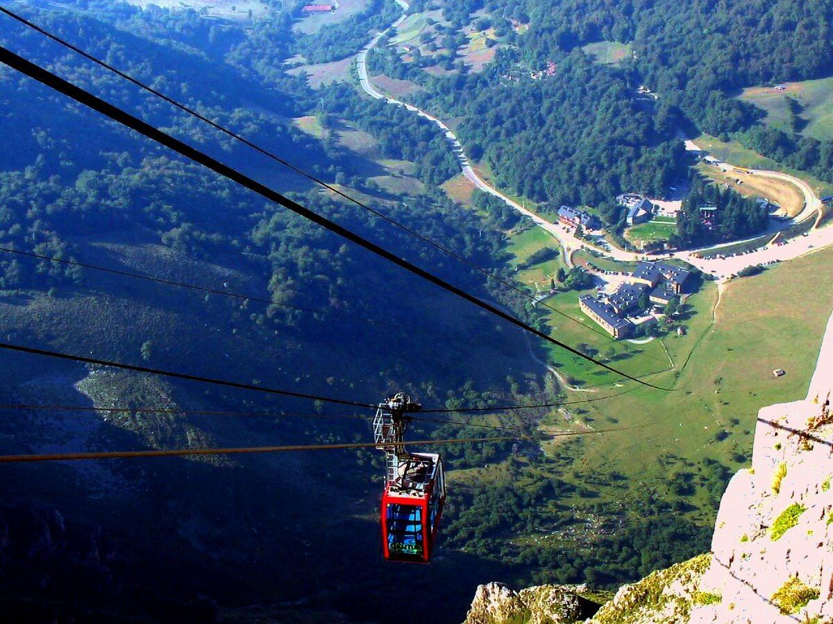 Fuente Dé-2